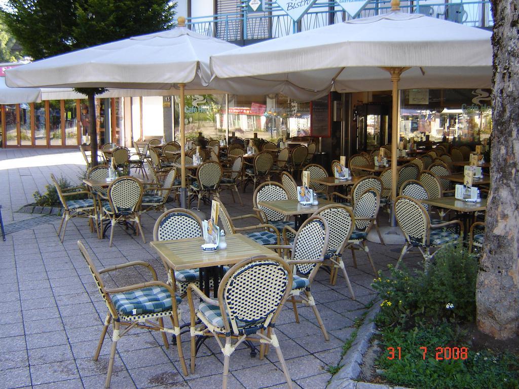 Bed & Breakfast Gaestehaus Cafe Heck 2*