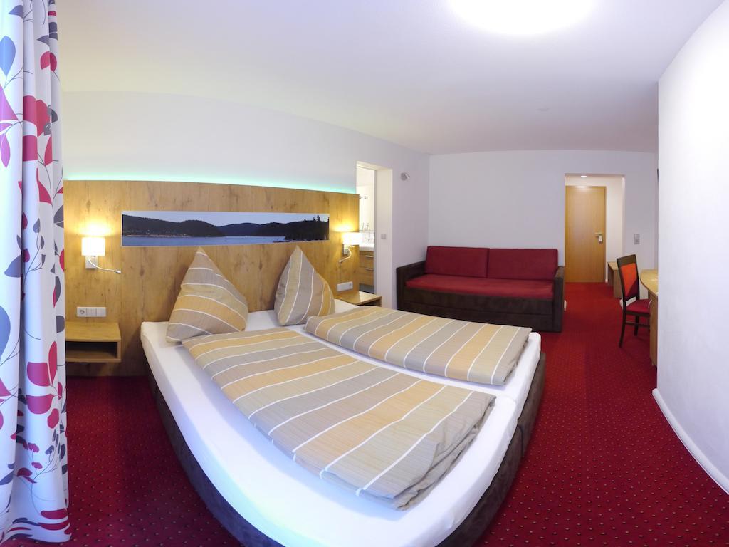 Bed & Breakfast Gaestehaus Cafe Heck Titisee-Neustadt